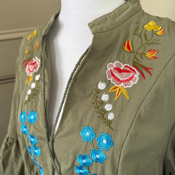 Women's V Neck Long Lantern Sleeve Shift Mini Dress Bohemian Embroidered Size M - Picture 7 of 12